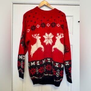 Vintage Studio Michelle Stuart Hand Knit Red Reindeer Fair Isle Sweater Size M